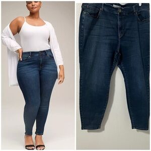 Lane Bryant Plus Size 22 Curvy Fit High-Rise Skinny Jean Flex Magic Waistband